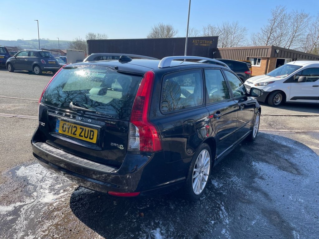 Used Volvo V50 2012 for sale - 77936961: Photo 9