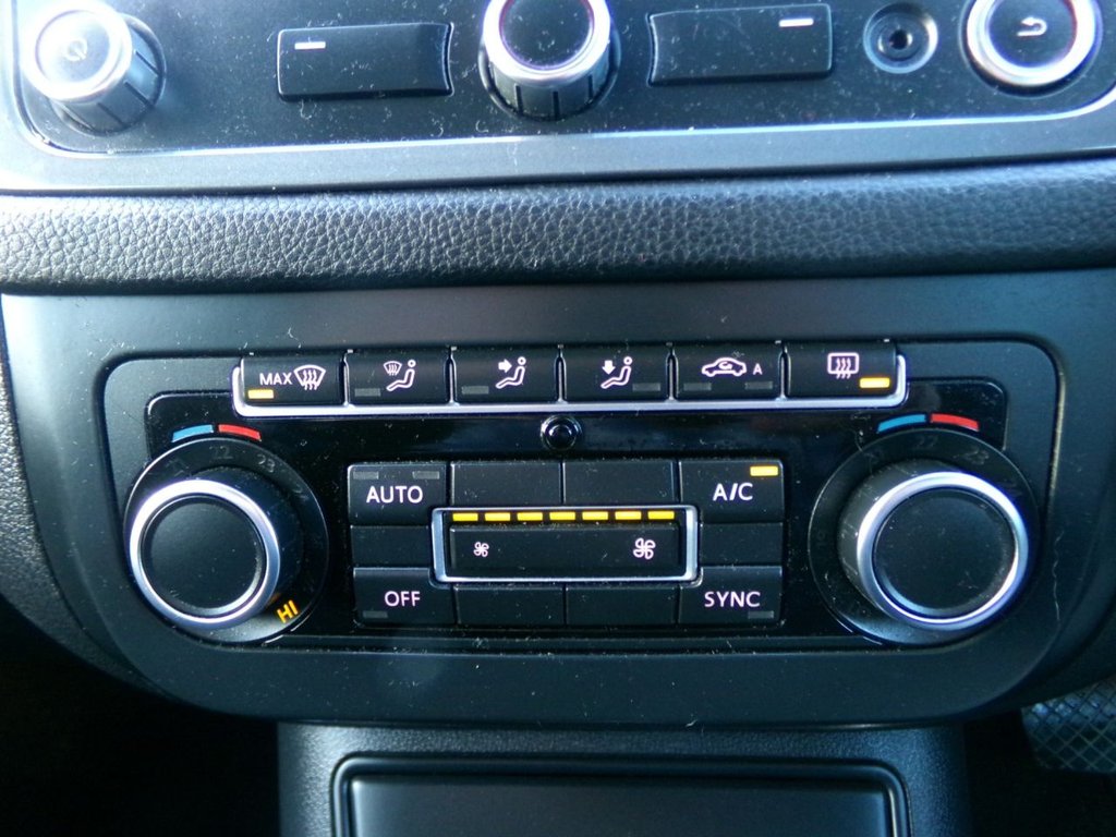 Used Volkswagen Tiguan 2014 for sale - 76798110: Photo 24