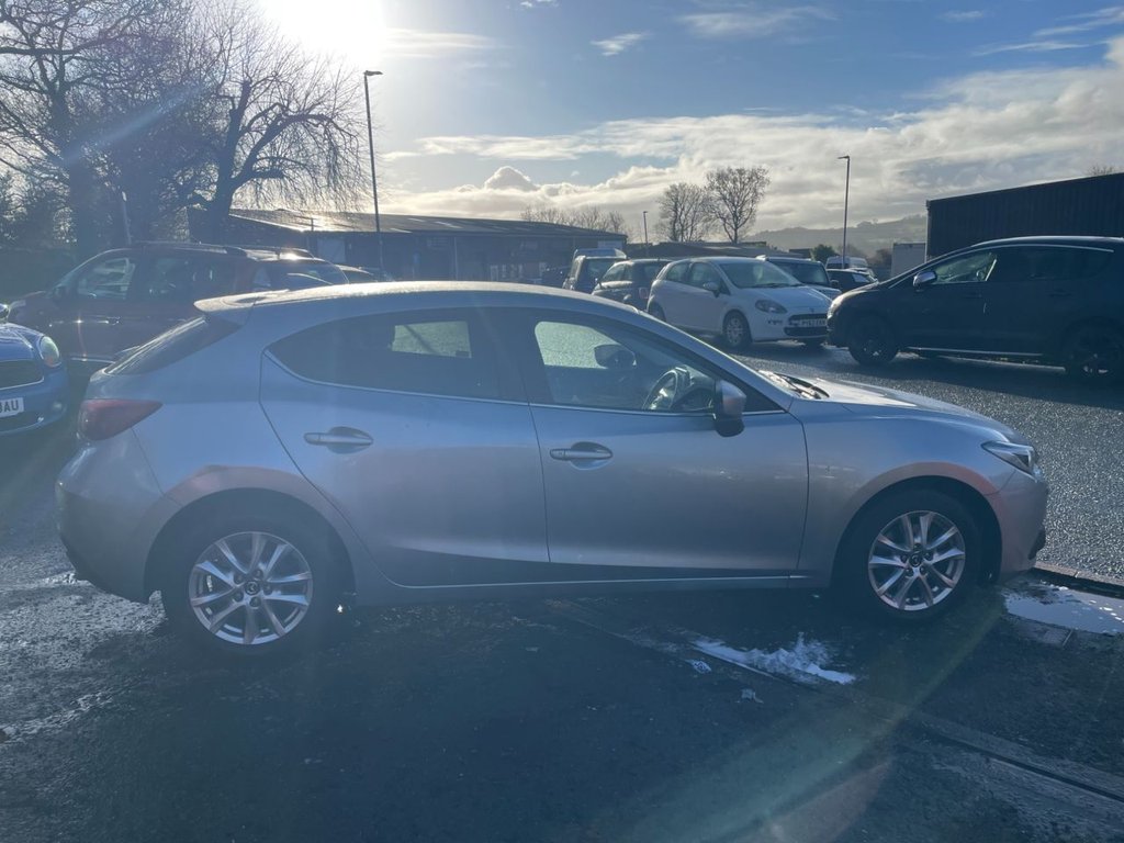 Used Mazda Mazda3 2015 for sale - 77520635: Photo 11