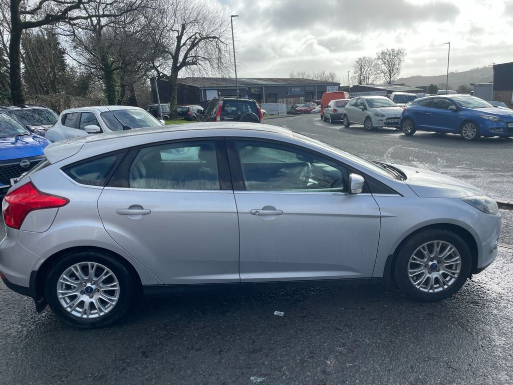 Used Ford Focus 2011 for sale - 77498439: Photo 11