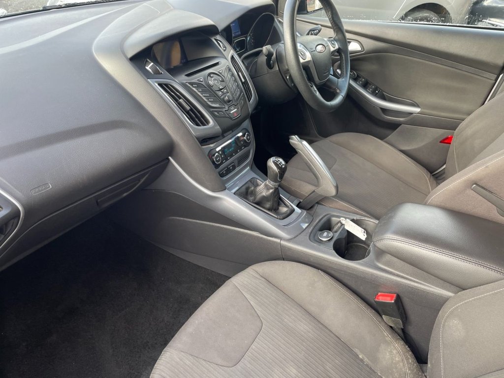 Used Ford Focus 2011 for sale - 77498439: Photo 19