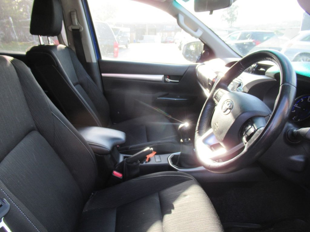 Used Toyota Hilux 2016 for sale - 76356659: Photo 14