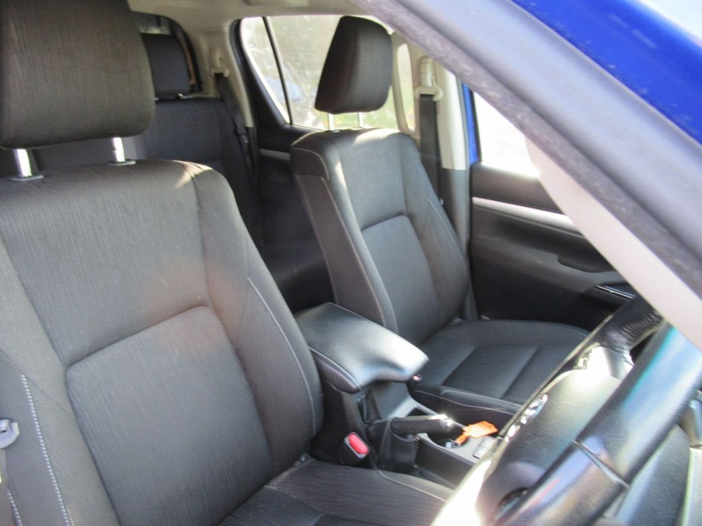 Used Toyota Hilux 2016 for sale - 76356659: Photo 16