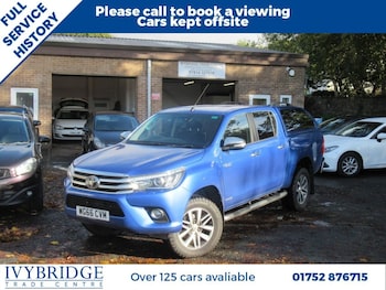 2016 (66) - 2.4 D-4D Invincible Pickup Double Cab 4dr Diesel Manual 4WD Euro 6 (TSS) (1