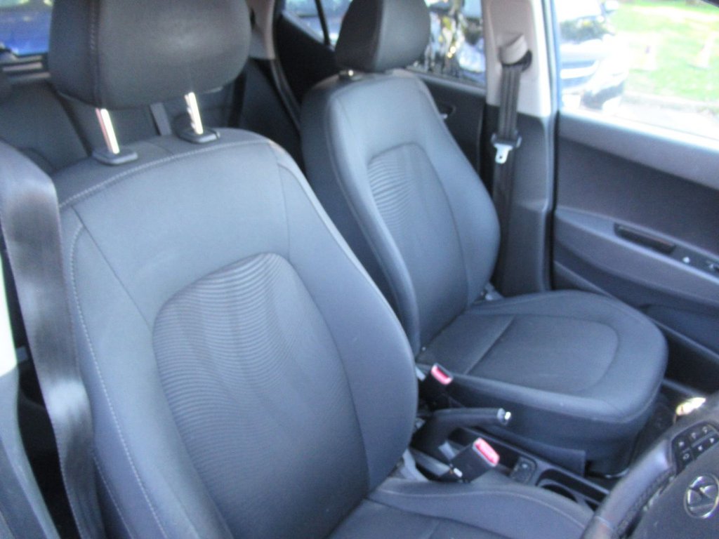 Used Hyundai i10 2017 for sale - 76048547: Photo 18