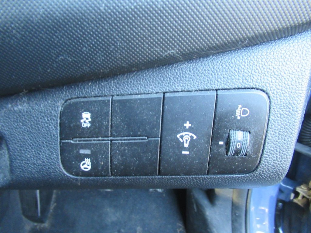 Used Hyundai i10 2017 for sale - 76048547: Photo 20