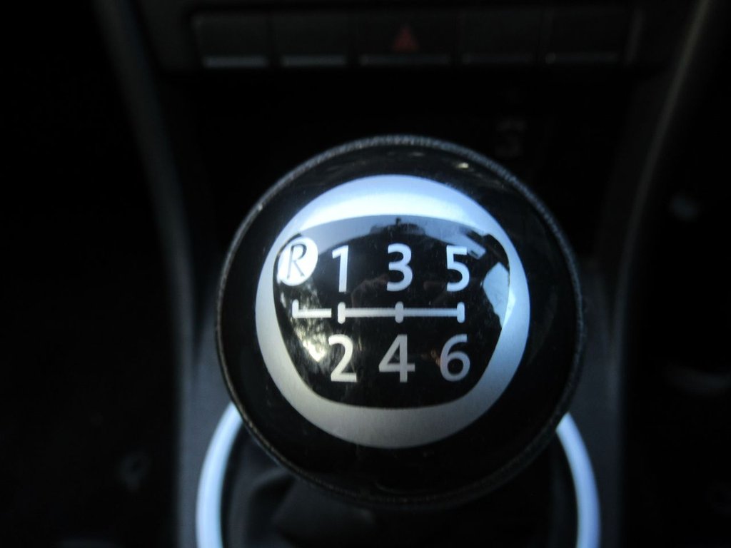 Used Volkswagen Beetle 2013 for sale - 75911515: Photo 24
