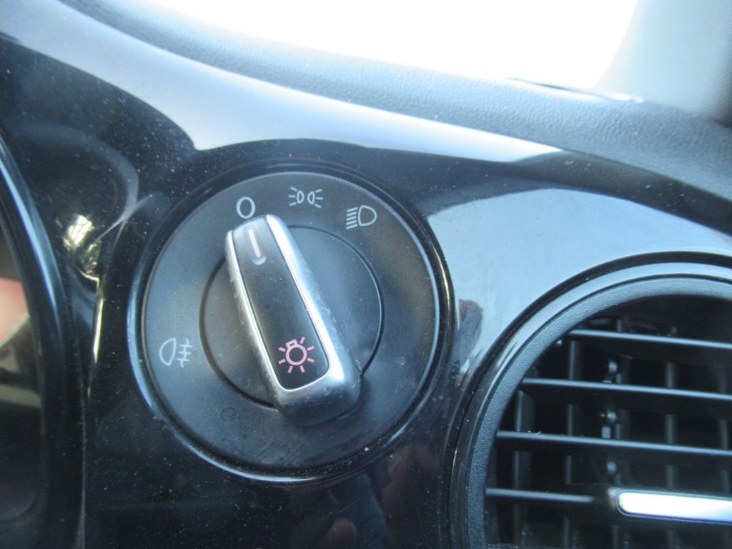 Used Volkswagen Beetle 2013 for sale - 75911515: Photo 26