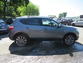 Used Nissan Qashqai 2013 for sale - 74721924: Photo