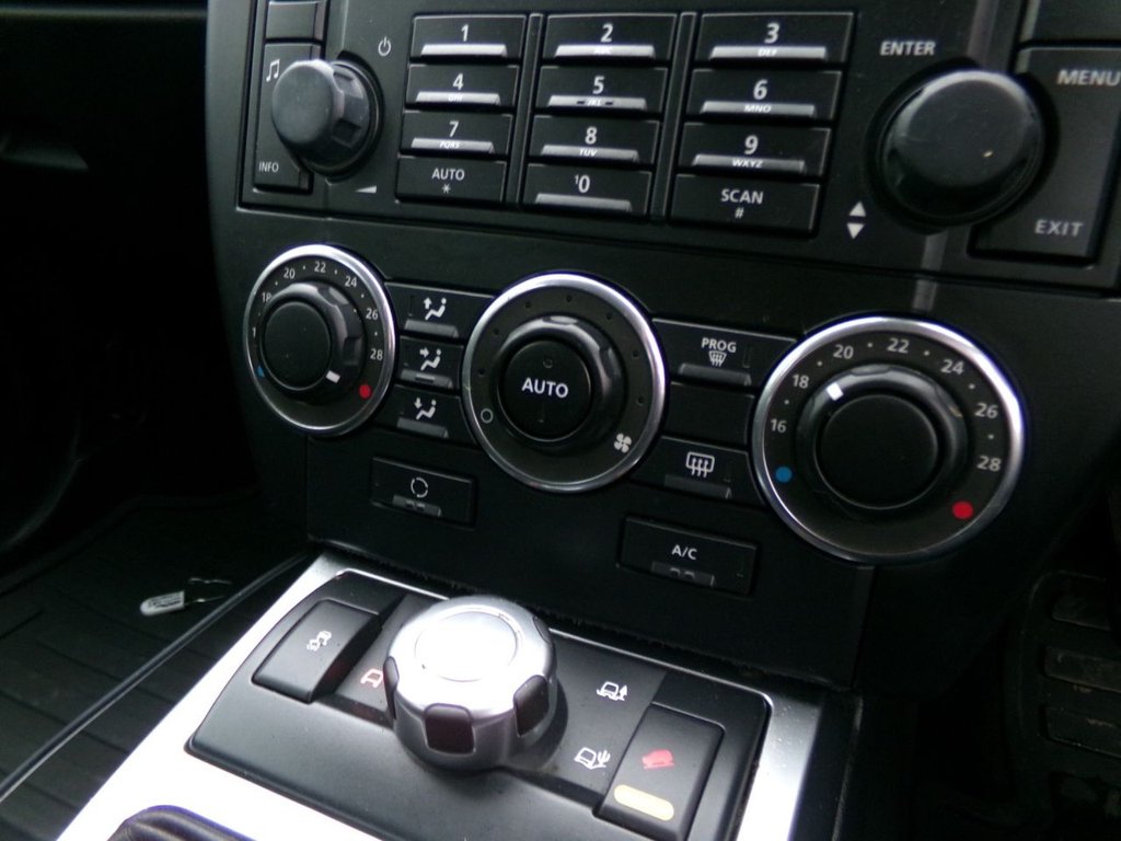 Used Land Rover Freelander 2 2012 for sale - 76559358: Photo 14