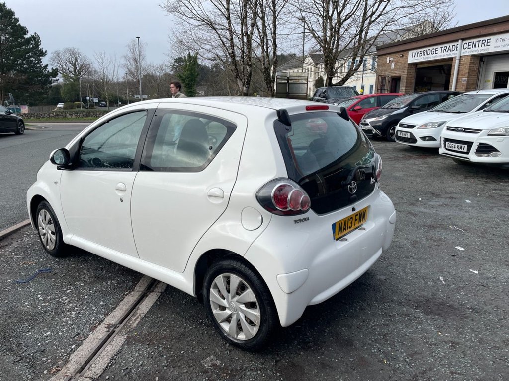 Used Toyota AYGO 2013 for sale - 77408363: Photo 8