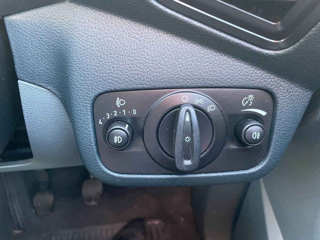 Used Ford C-Max 2014 for sale - 77990593: Photo 22