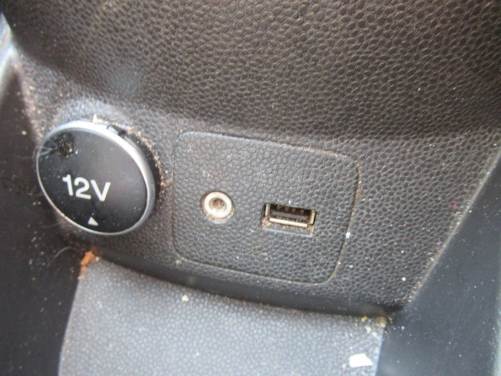 Used Ford Fiesta 2014 for sale - 76280247: Photo 25