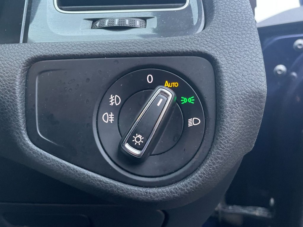 Used Volkswagen Golf 2019 for sale - 77133296: Photo 28