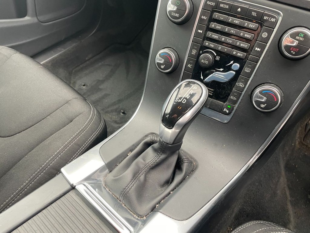 Used Volvo V60 2016 for sale - 77594533: Photo 16