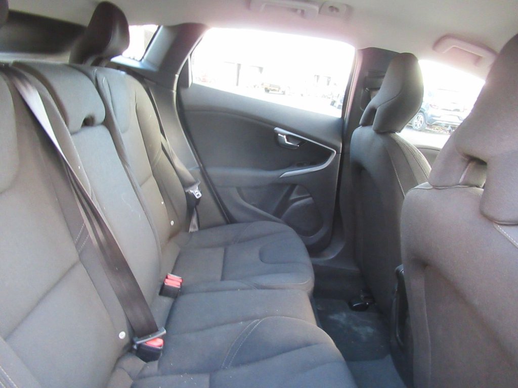 Used Volvo V40 2015 for sale - 76973849: Photo 17