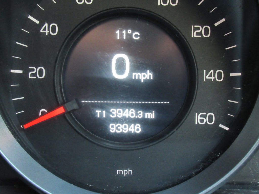 Used Volvo V40 2015 for sale - 76973849: Photo 22