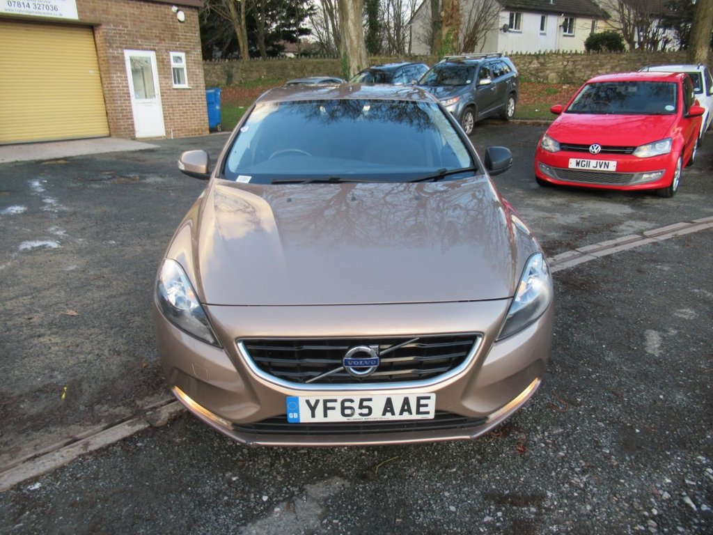 Used Volvo V40 2015 for sale - 76973849: Photo 4