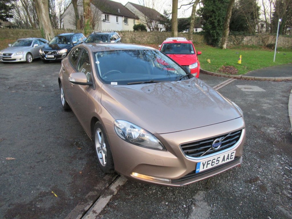 Used Volvo V40 2015 for sale - 76973849: Photo 5