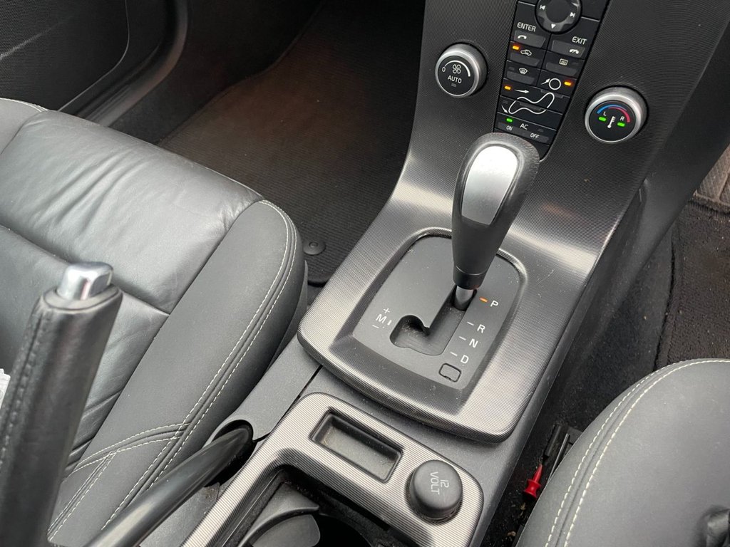 Used Volvo C30 2011 for sale - 77200150: Photo 14