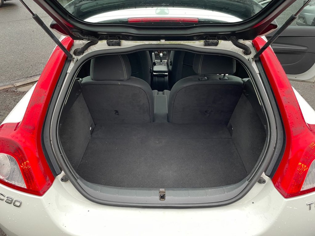 Used Volvo C30 2011 for sale - 77200150: Photo 20