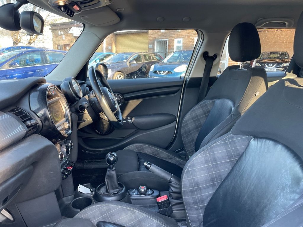 Used MINI Hatch 2015 for sale - 78030092: Photo 24