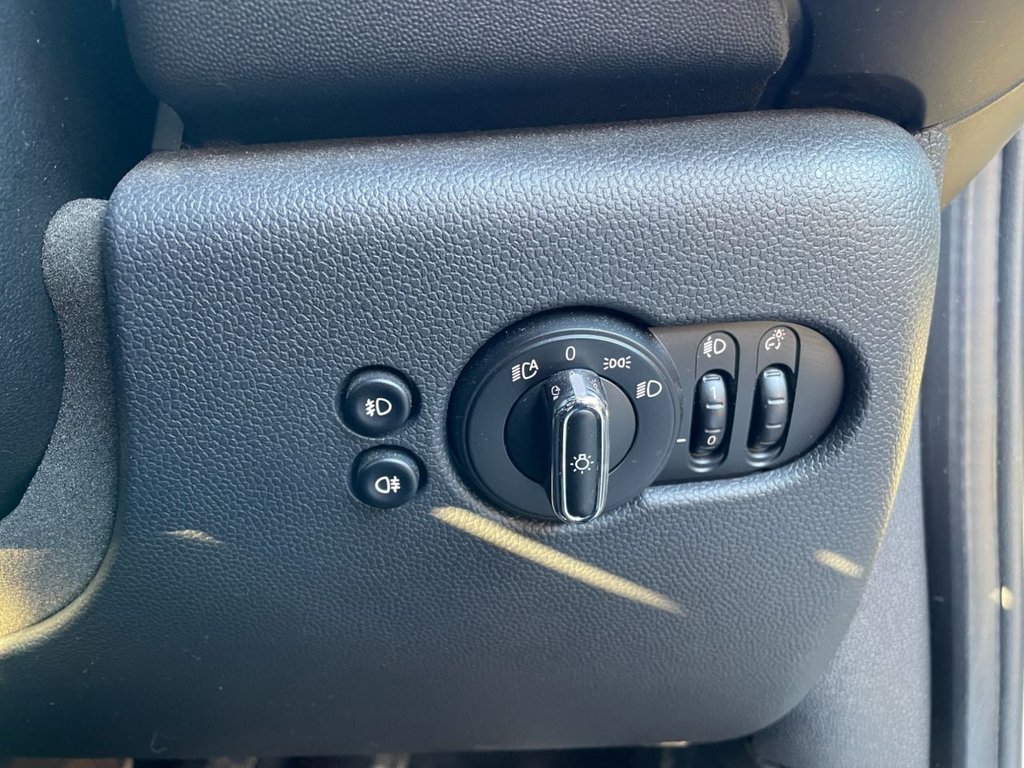 Used MINI Hatch 2015 for sale - 78030092: Photo 35