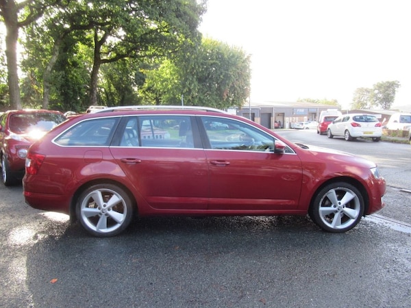 Used Skoda Octavia 2014 for sale - 76147504: Photo 10