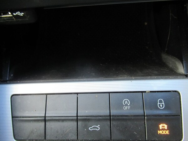 Used Skoda Octavia 2014 for sale - 76147504: Photo 24
