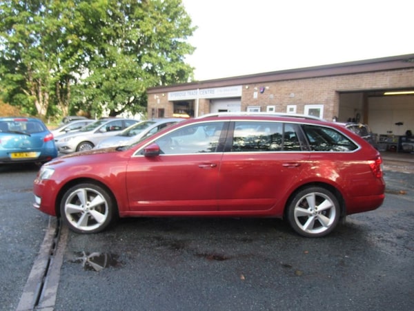 Used Skoda Octavia 2014 for sale - 76147504: Photo 6
