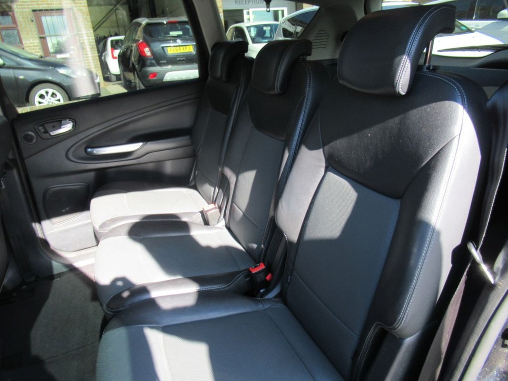 Used Ford S-Max 2009 for sale - 76280286: Photo 17