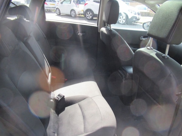 Used Nissan Qashqai 2012 for sale - 76056683: Photo 17