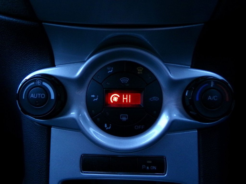 Used Ford Fiesta 2008 for sale - 76901047: Photo 23