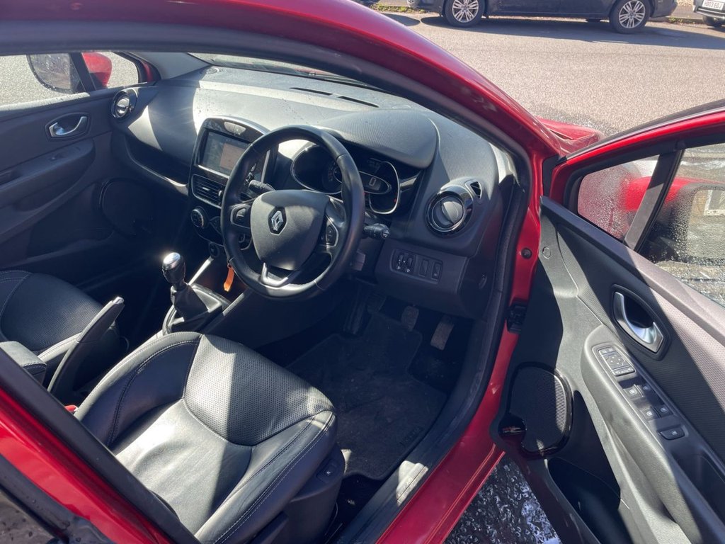 Used Renault Clio 2017 for sale - 77920536: Photo 11