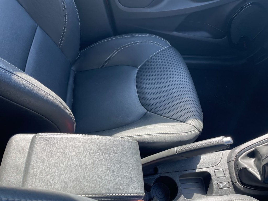 Used Renault Clio 2017 for sale - 77920536: Photo 32