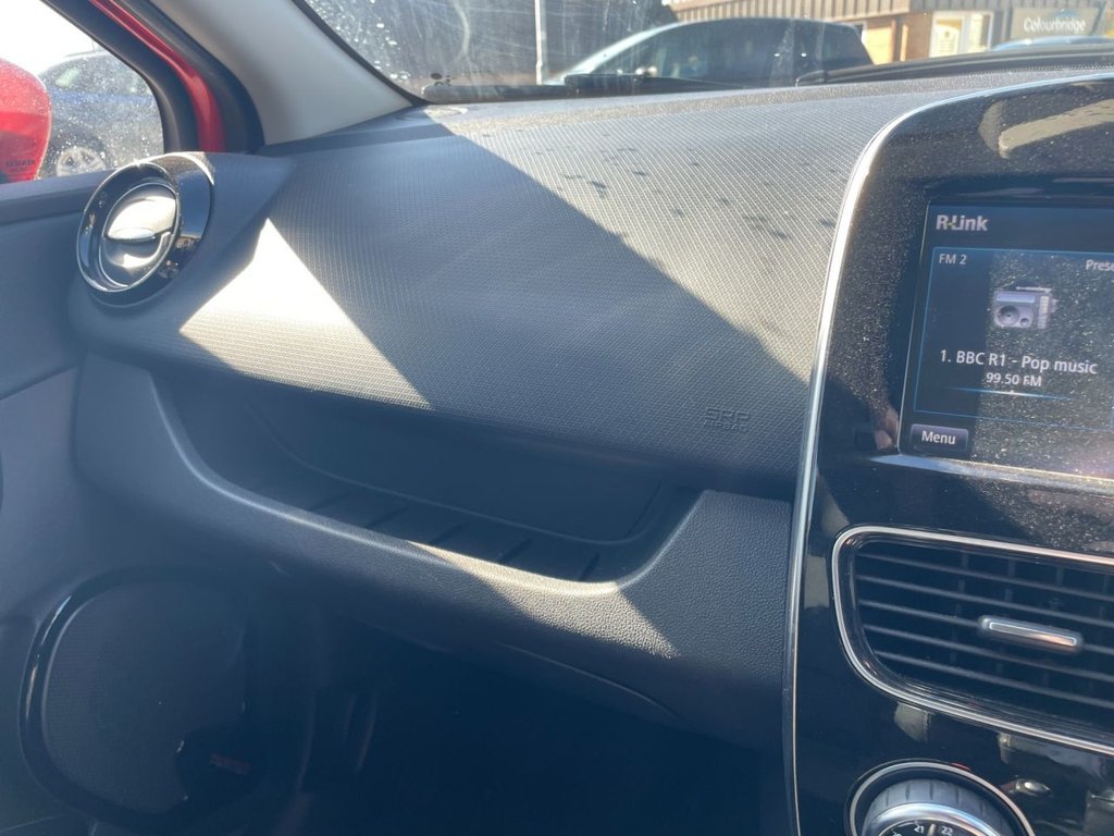 Used Renault Clio 2017 for sale - 77920536: Photo 34