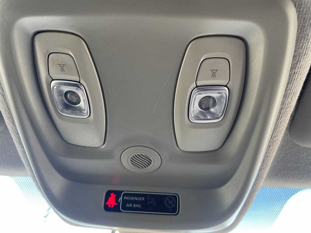 Used Renault Clio 2017 for sale - 77920536: Photo 36