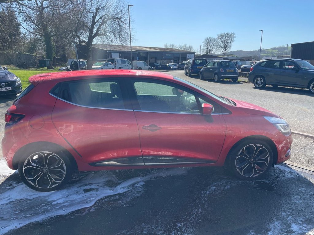 Used Renault Clio 2017 for sale - 77920536: Photo 9