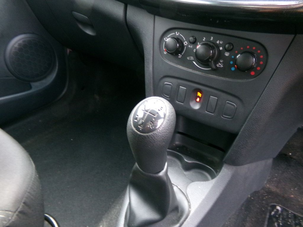 Used Dacia Sandero 2017 for sale - 76559312: Photo 17