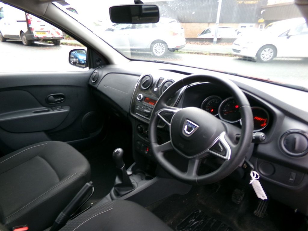 Used Dacia Sandero 2017 for sale - 76559312: Photo 18