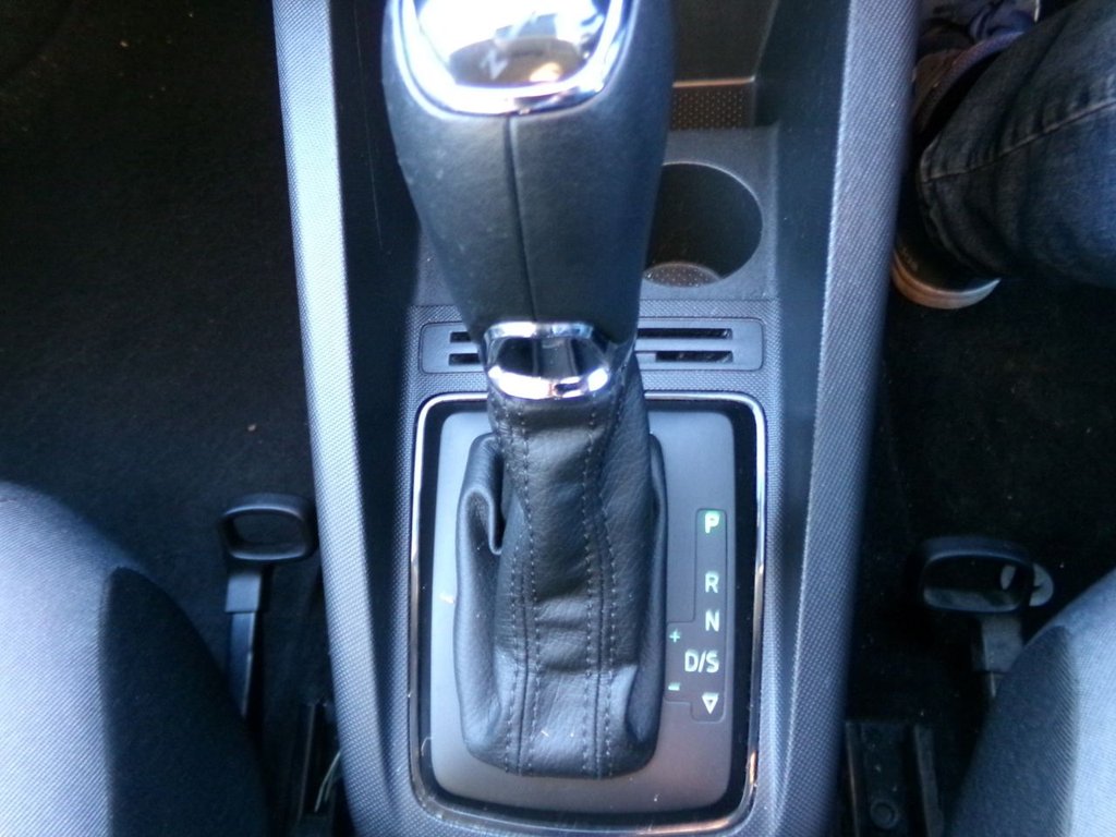 Used Skoda Fabia 2015 for sale - 77341584: Photo 25