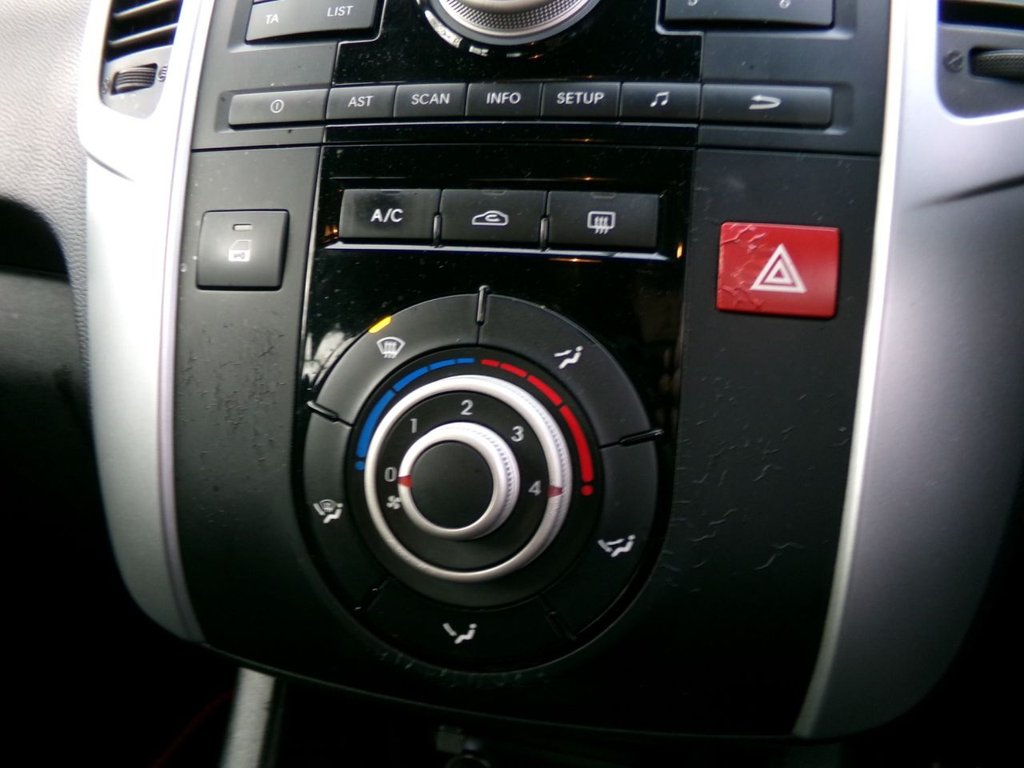 Used Kia Venga 2015 for sale - 76901088: Photo 14