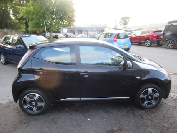 Used Toyota AYGO 2015 for sale - 76210297: Photo 6