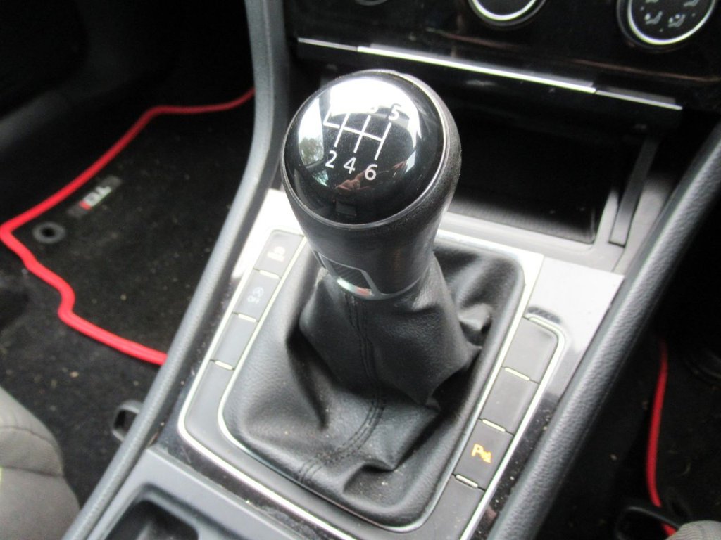 Used Volkswagen Golf 2013 for sale - 76202788: Photo 15