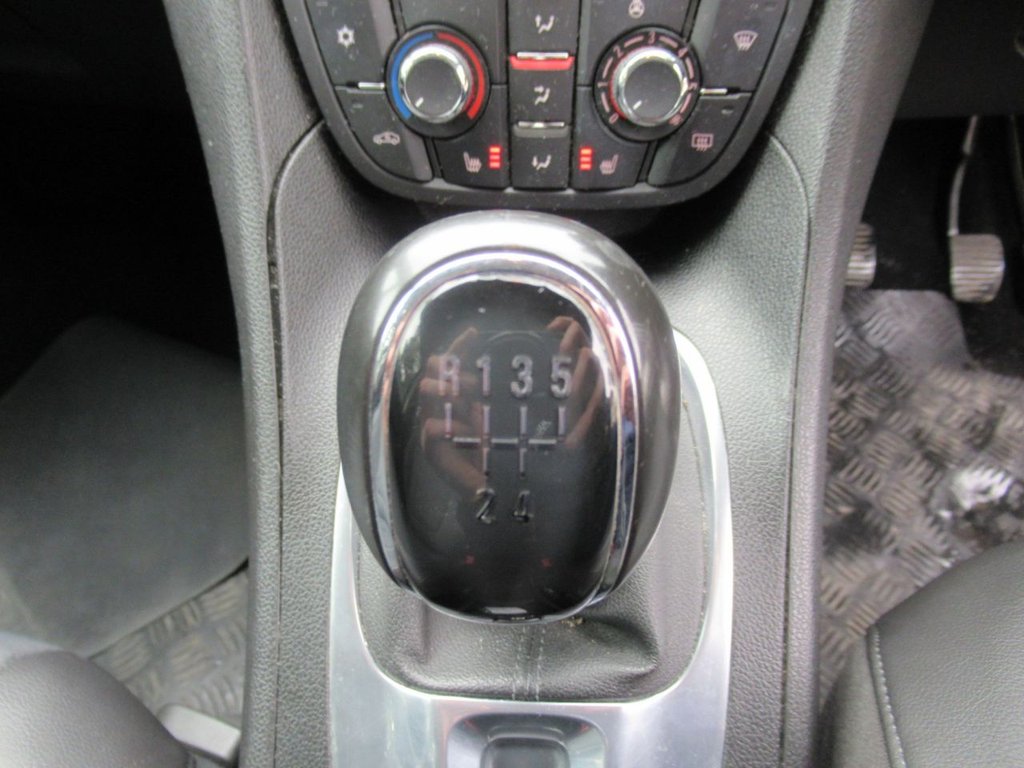 Used Vauxhall Meriva 2015 for sale - 75986228: Photo 15
