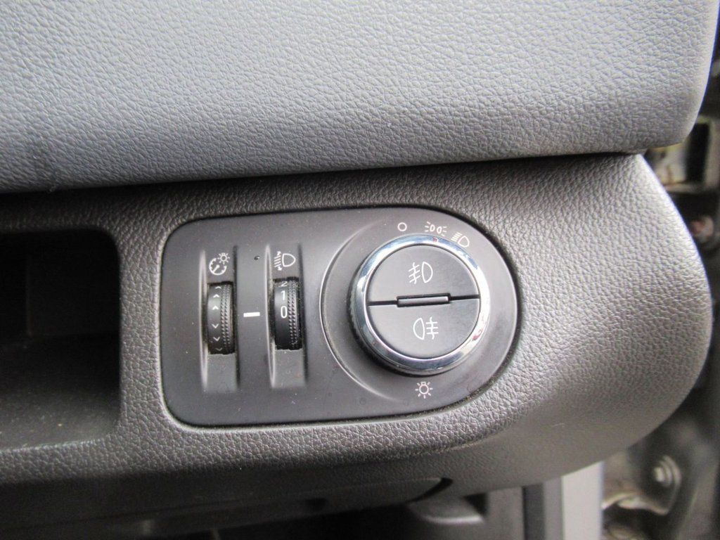 Used Vauxhall Meriva 2015 for sale - 75986228: Photo 20