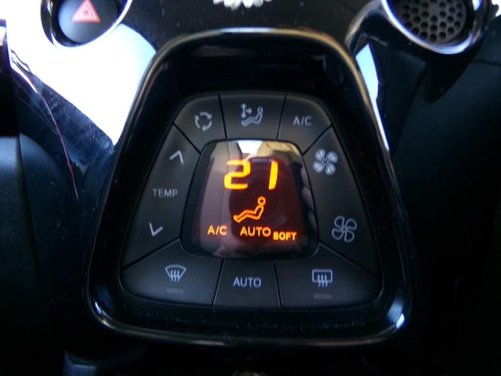 Used Toyota AYGO 2015 for sale - 76950094: Photo 14