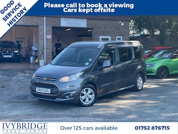 Used Ford Grand Tourneo Connect 2015 for sale - 79142181: Photo