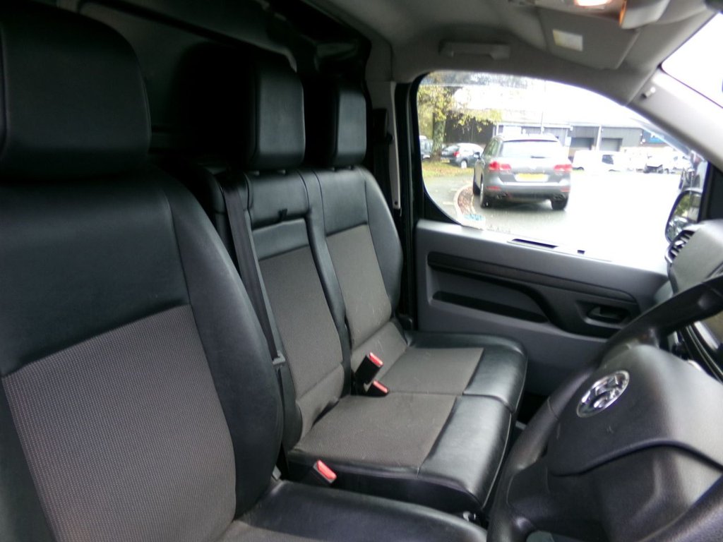 Used Vauxhall Vivaro 2019 for sale - 76559304: Photo 14