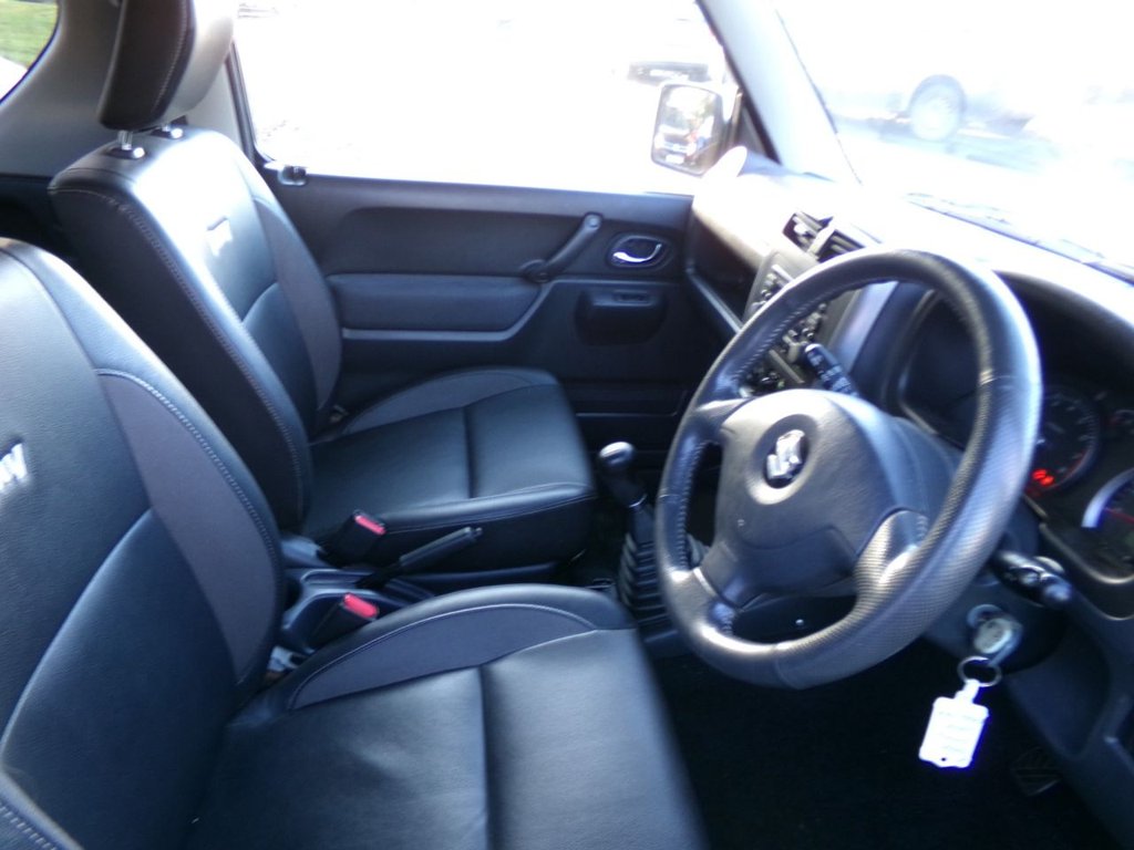 Used Suzuki Jimny 2014 for sale - 76739869: Photo 13